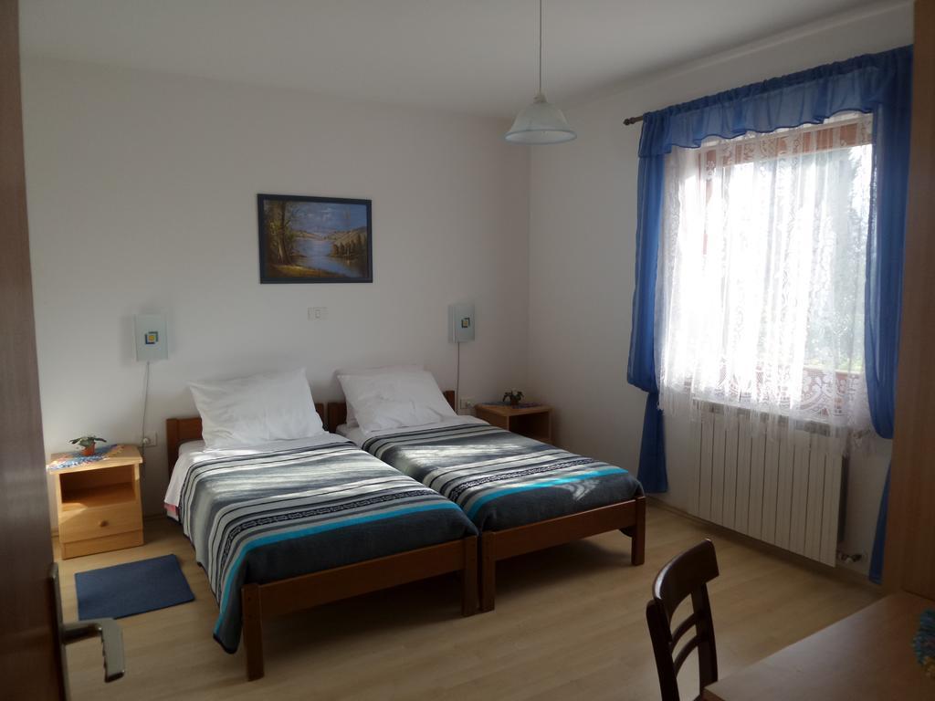 אומאג Apartmani Lina מראה חיצוני תמונה
