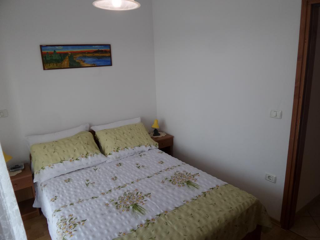 אומאג Apartmani Lina מראה חיצוני תמונה
